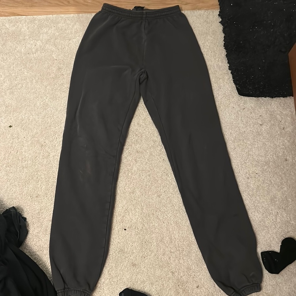 Skims jogger
